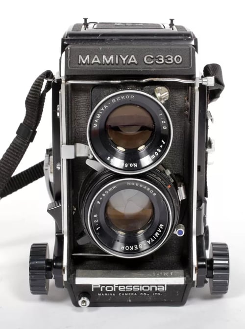 Image of Mamiya C330 Professional 6X6 TLR camera + 80mm F2.8 Blue Dot lens + strap #4555