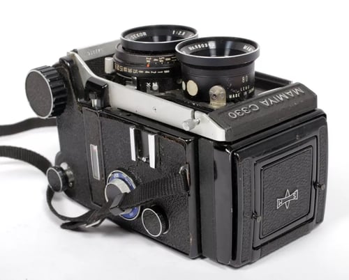 Image of Mamiya C330 Professional 6X6 TLR camera + 80mm F2.8 Blue Dot lens + strap #4555