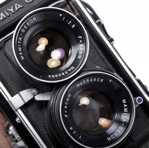 Image of Mamiya C330 Professional 6X6 TLR camera + 80mm F2.8 Blue Dot lens + strap #4555