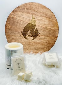 Image 3 of Chill Out - Eucalyptus & Spearmint Scented Soy Wax Melt - 2.7 oz 