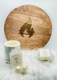 Image 4 of Chill Out - Eucalyptus & Spearmint Scented Soy Wax Melt - 2.7 oz 