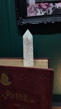 Pink amethyst point