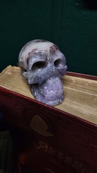 Chevron amethyst skull #2