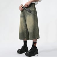 Image 5 of Men's American Style Calf-Length Denim Shorts