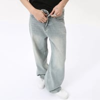 Image 4 of Men's High Street Casual Wide-Leg Jeans