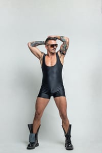 Image 2 of PE-T SINGLET