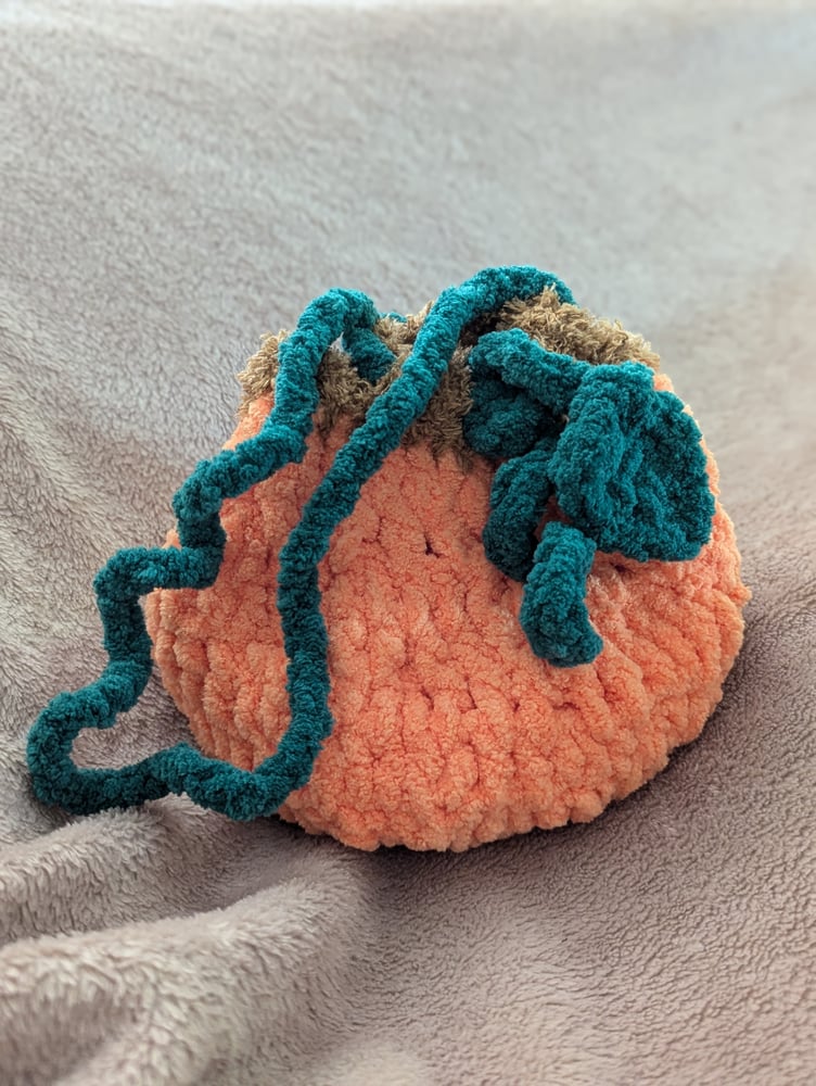 Image of "Pumpkin" Crochet Bags