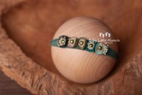 Image 1 of five flowers headband green