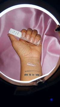 Image 3 of Diamond Shine Gloss