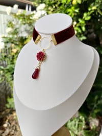 Image 4 of Romantic Wine Red & Gold Velvet Glass Teardrop Rose Choker