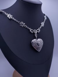 Image 4 of Romantic Elegant Silver Locket Necklace