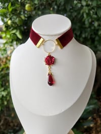 Image 6 of Romantic Wine Red & Gold Velvet Glass Teardrop Rose Choker