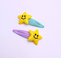 Image 4 of Big Smiley Star 2pc hair clip set