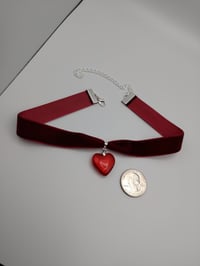 Image 3 of Romantic Wine Red Glass Heart Velvet Choker