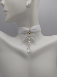 Image 6 of White & Gold Angelic Glass Teardrop Choker