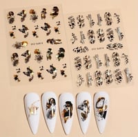 Image 17 of  Stick On Nail Designs