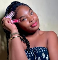 Image 5 of Pink me 🩷~ Color Changing Lip Oil ✨