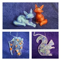 Hanging resin art and resin fox models