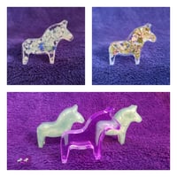 Mini resin horses