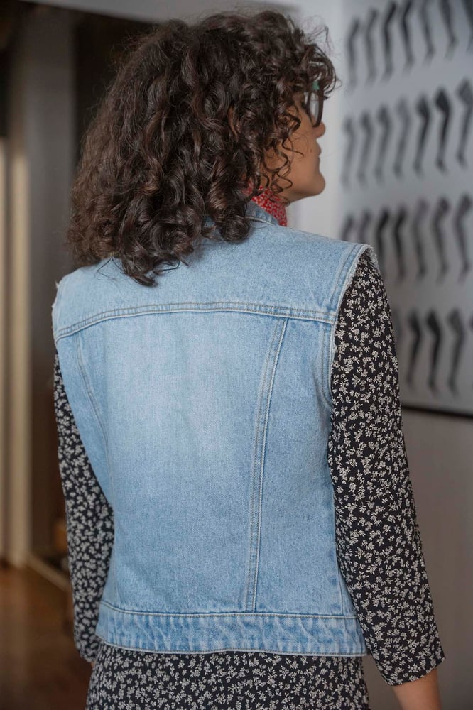 Image of Gilet in denim lavaggio chiaro