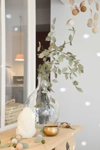 Image 3 of Branche végétale en laine feutrée