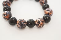 Image 2 of Leopard Design Glass Bead Bracelet 