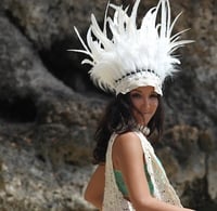 White feather crown