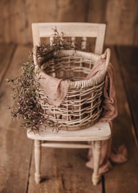 Image 7 of Set with chair and basket