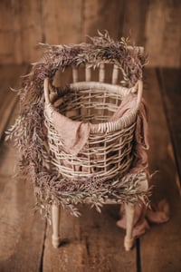 Image 6 of Set with chair and basket