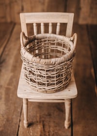 Image 8 of Set with chair and basket