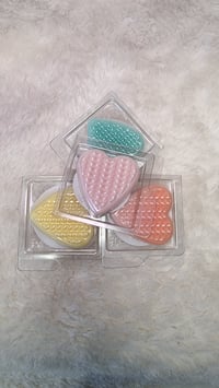 Image 1 of Heart Clamshell