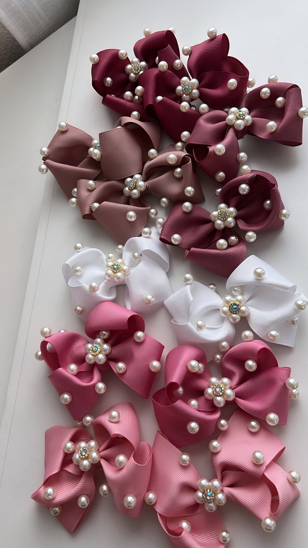 Perla’s piggy bows