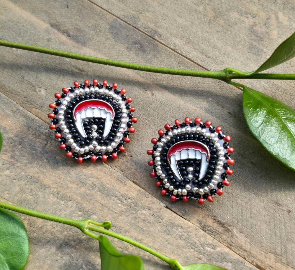 Image of John Wayne's Vampire Teeth Beaded Stud Earrings 