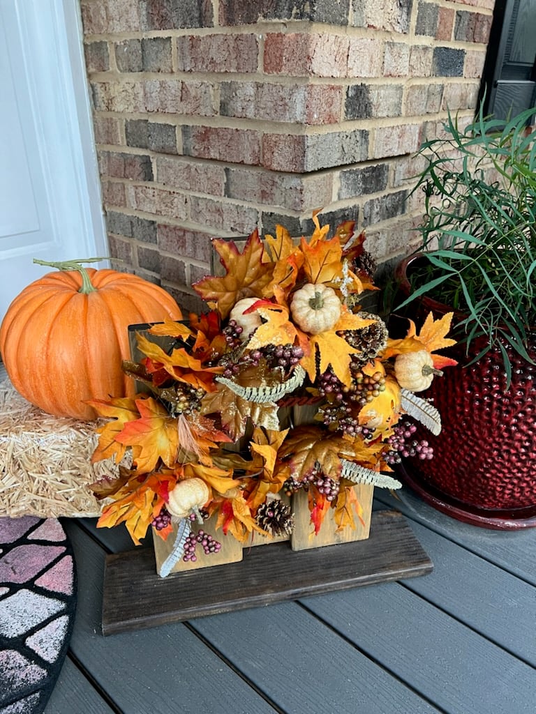 FRONT PORCH WELCOME STAND WITH WREATH AND LIGHTS