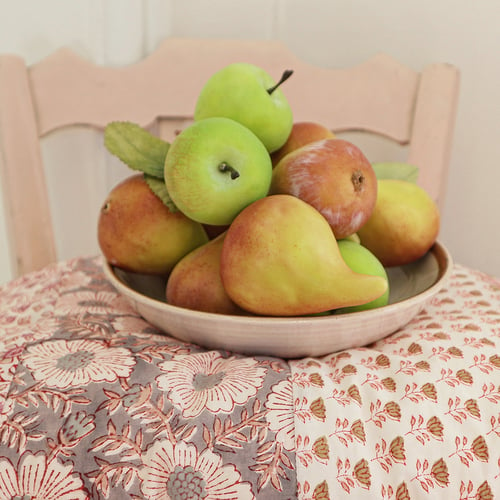 Image of Fruits de saison : pommes vertes et figues