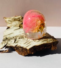 Image 2 of Goddess, pink