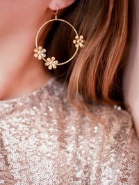 Image 5 of Grandes Boucles d'Oreilles BETTY