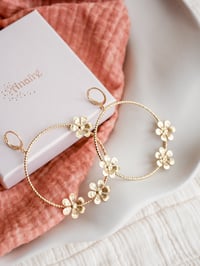 Image 4 of Grandes Boucles d'Oreilles BETTY
