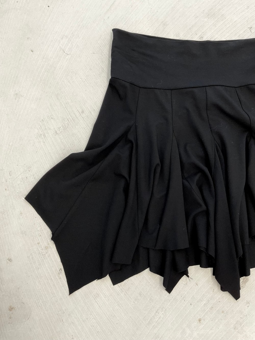 Marmaid black jersey  viscose skirt