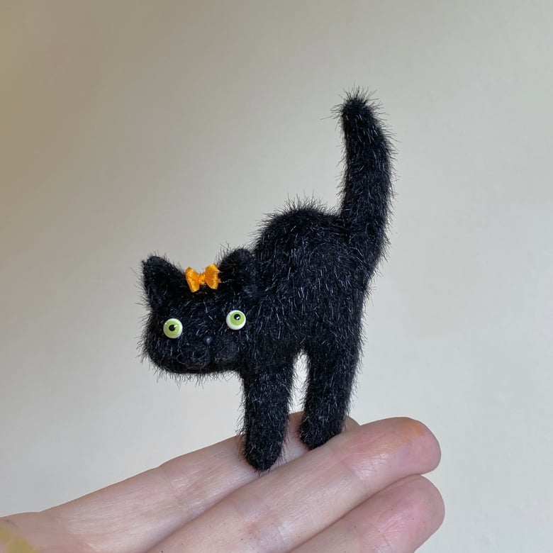 Image of Teeny Halloweeny Cat Brooch #4