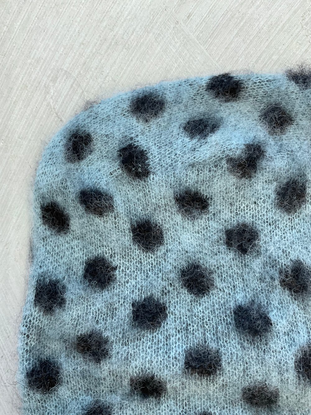 Alpaca balaclava blue with dots