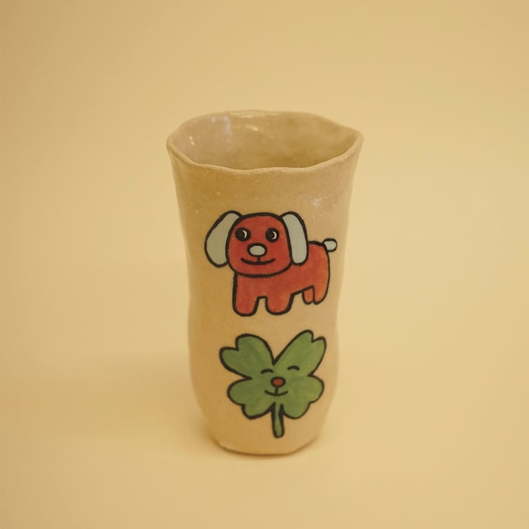 'Jasper' and 'Lucky' flower vase Image 2