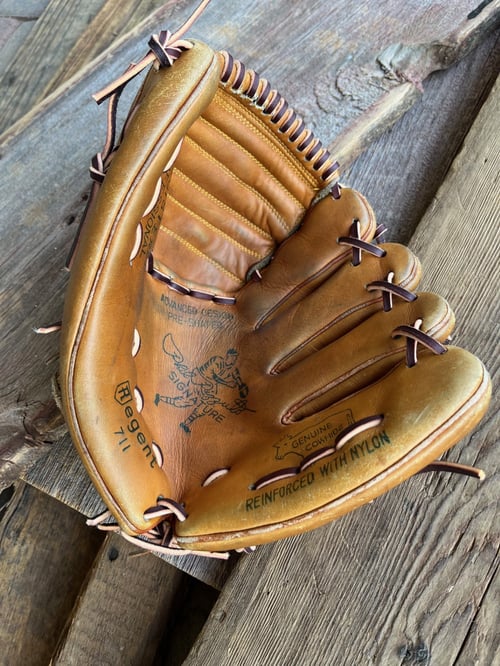 Image of Regent 711 - Phil Rizzuto Signature Model