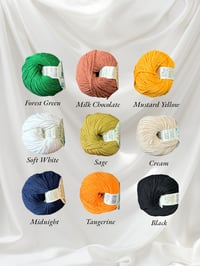 Image 3 of Daisy Chain Wristlet 