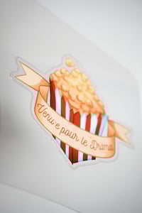 Image 4 of Sticker "Venu.e pour le drama"