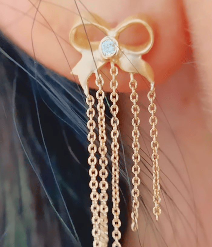 Image of New Unhada Bow Stud Earrings (Two Styles)