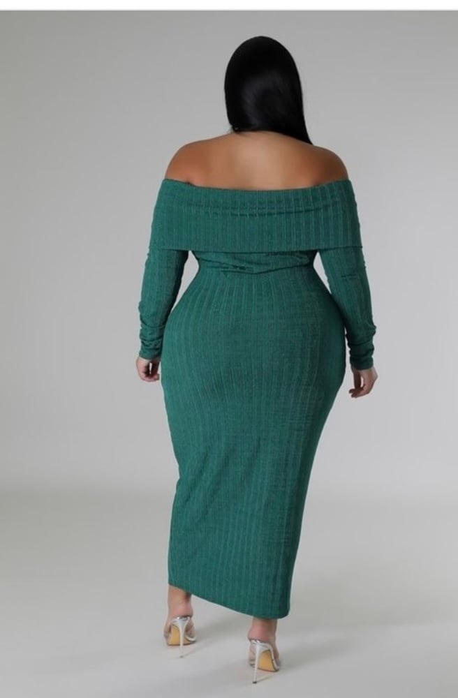 Gucci Green Off The Shoulder Dress | Diva J's Closet Gucci Green Off The Shoulder Dress | Diva J's Closet
