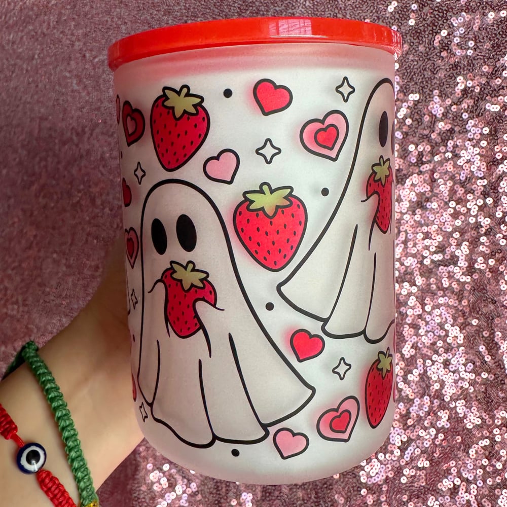 Image of Strawberry Ghosts 17oz Glass Mug👻🍓