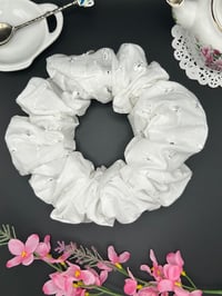 Image 2 of White Eyelet
