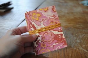 FERZA — petit carnet simple — papier artisanal et papier marbré